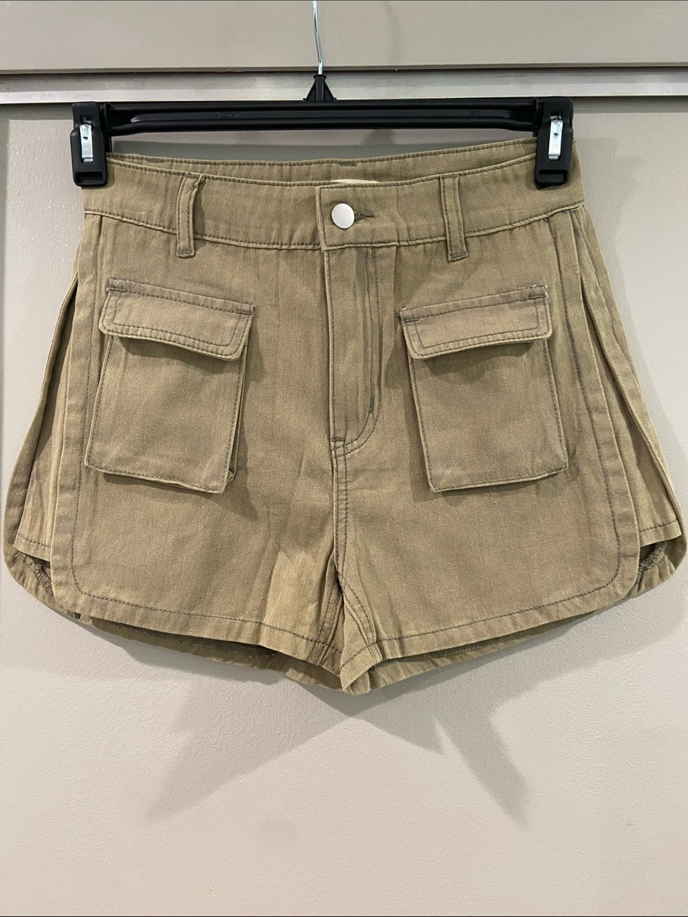 POL Utility Cargo High-Rise Shorts — Army Green